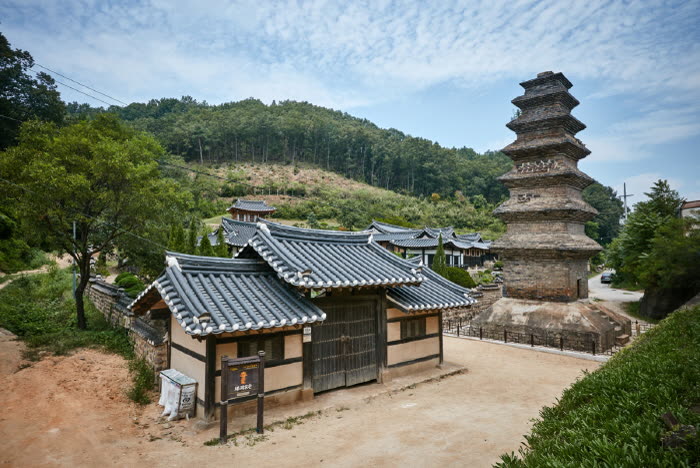 Head House of the Tapdong Branch of the Goseong Yi Clan (법흥동 고성이씨탑동파종택) — Dates, theme, and the four zones