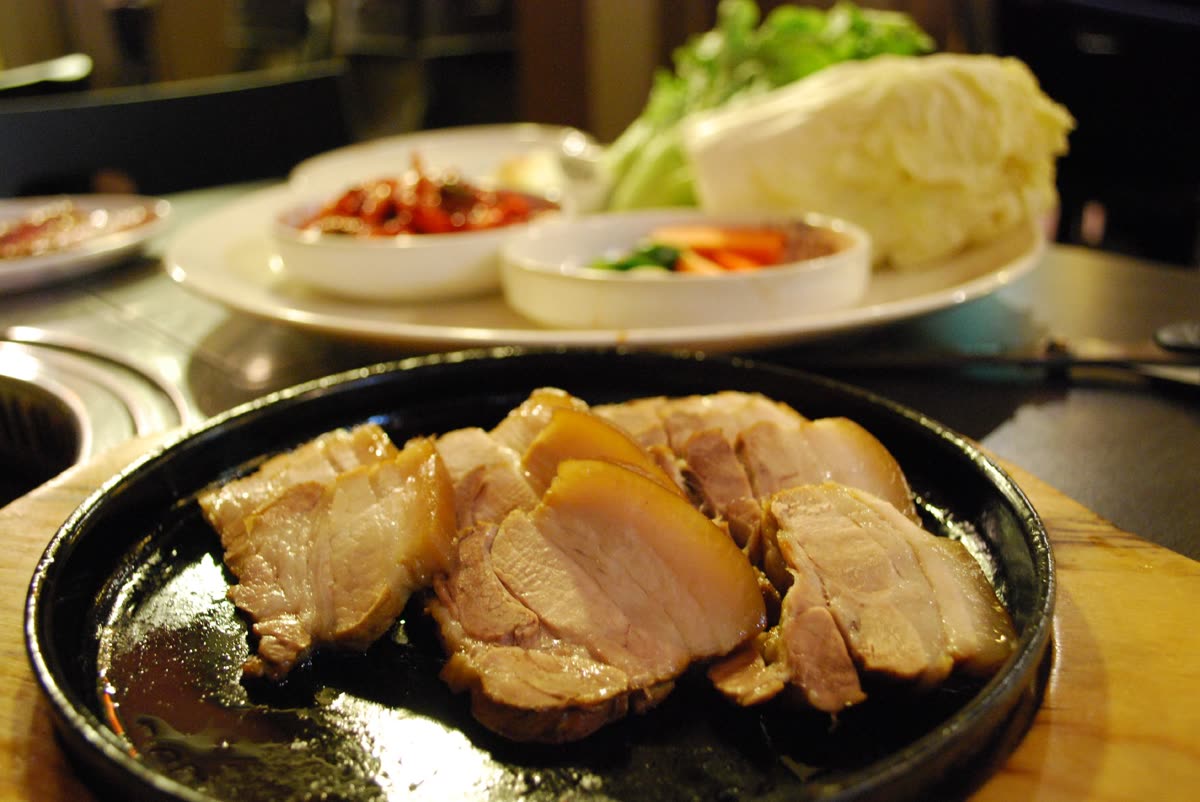 Sliced pork belly - Bo Ssam Boiled Pork Belly - Sydney Madang Restaurant AUD27 small — Samgyeopsal vs daepae samgyeopsal vs cha-dol-baegi