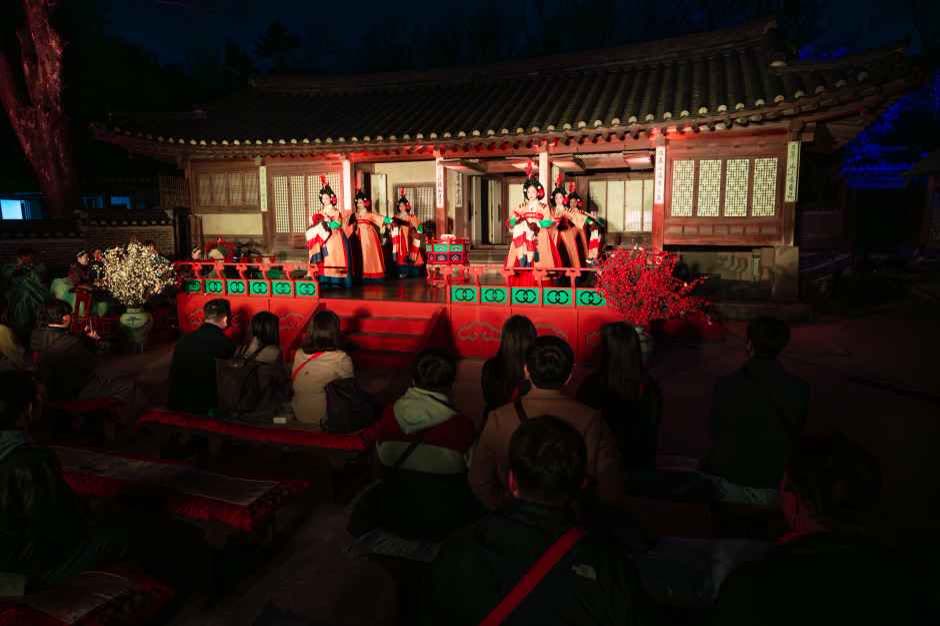 Moonlight Tour at Changdeokgung Palace (창덕궁 달빛기행) — What does the 30,000 KRW ticket include?