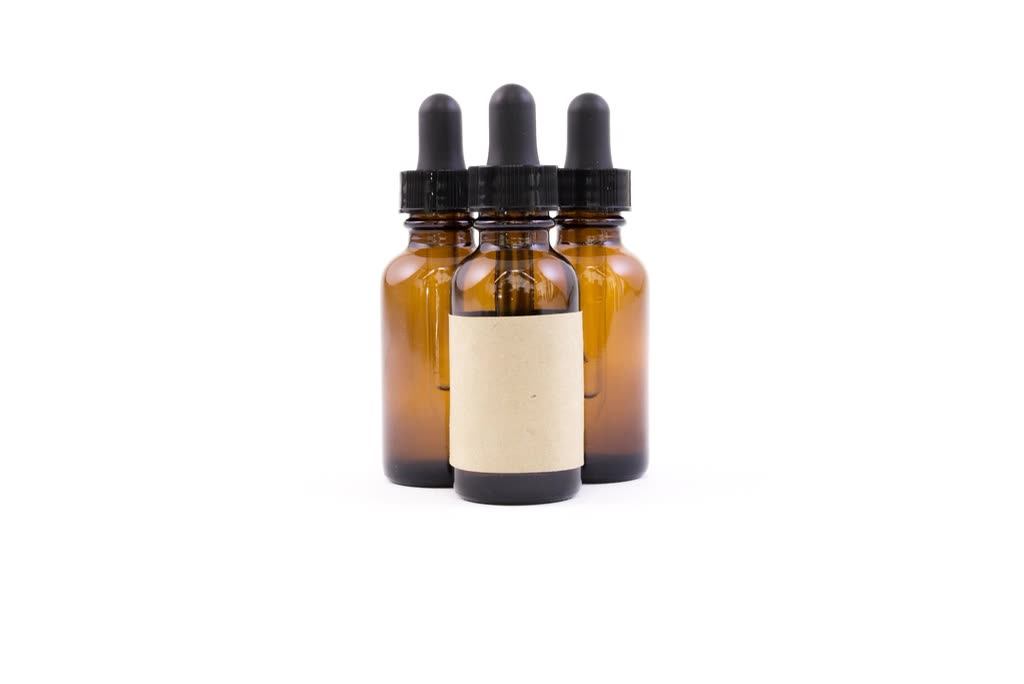 3 bottles beard oil, blank — How to compare a K-beauty serum vs a US serum at the same price
