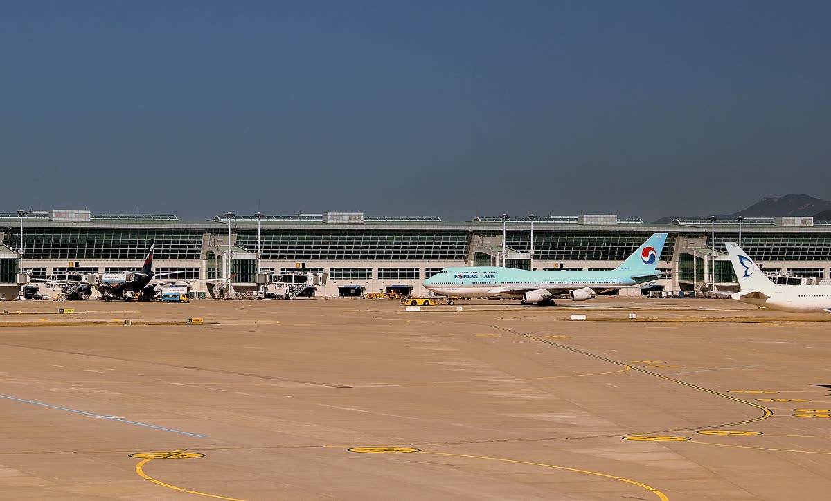 SEOUL INCHEON AIRPORT SOUTH KOREA OCT 2012 (8643117346) — Do I need a visa for Korea from Singapore? The 90-day rule and the K-ETA catch