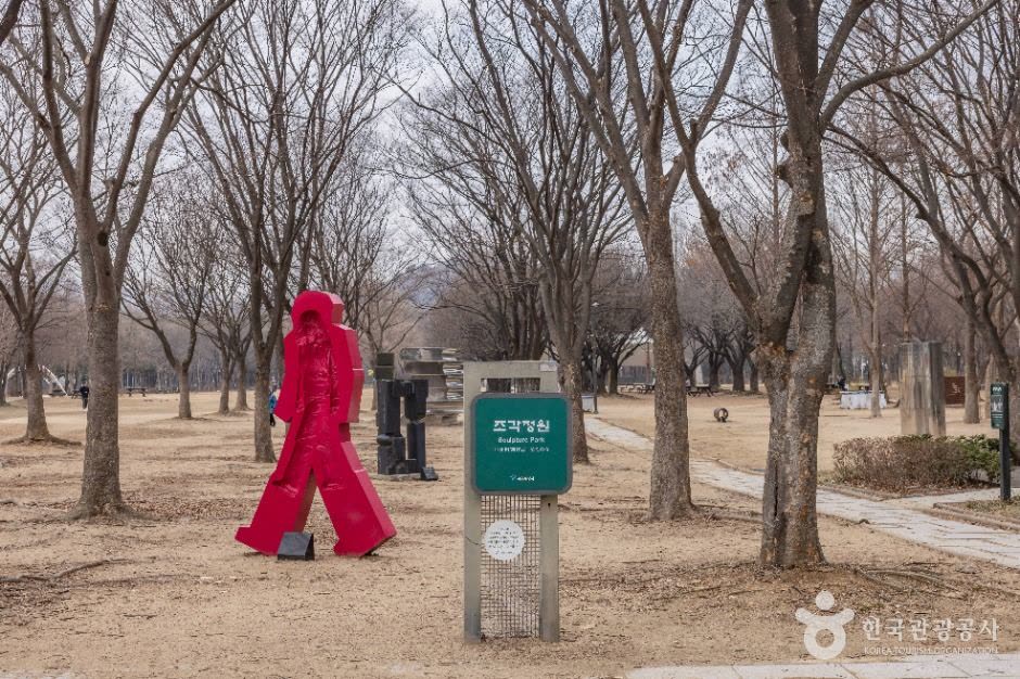 Seoul Forest (서울숲) — Friday vs Saturday programs