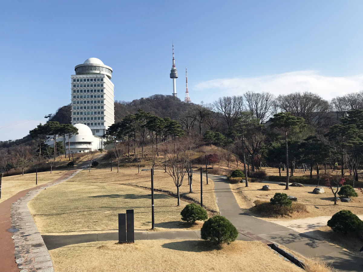 File:N-Seoul-Tower and Namsan Park (26876783888).jpg — The Seoul Core: A Route You Can Stretch From 4 to 7 Nights