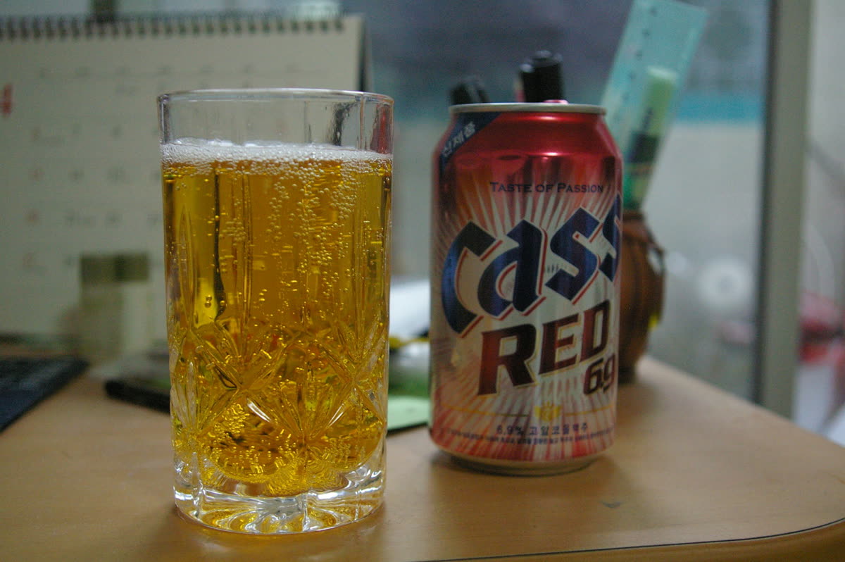Korean beer-Cass Red 6.9-01 — Which Drink Goes With Which Order?