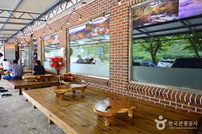 Seomjingang Jaecheop Guksu — How to Get There From Seoul: KTX or Express Bus