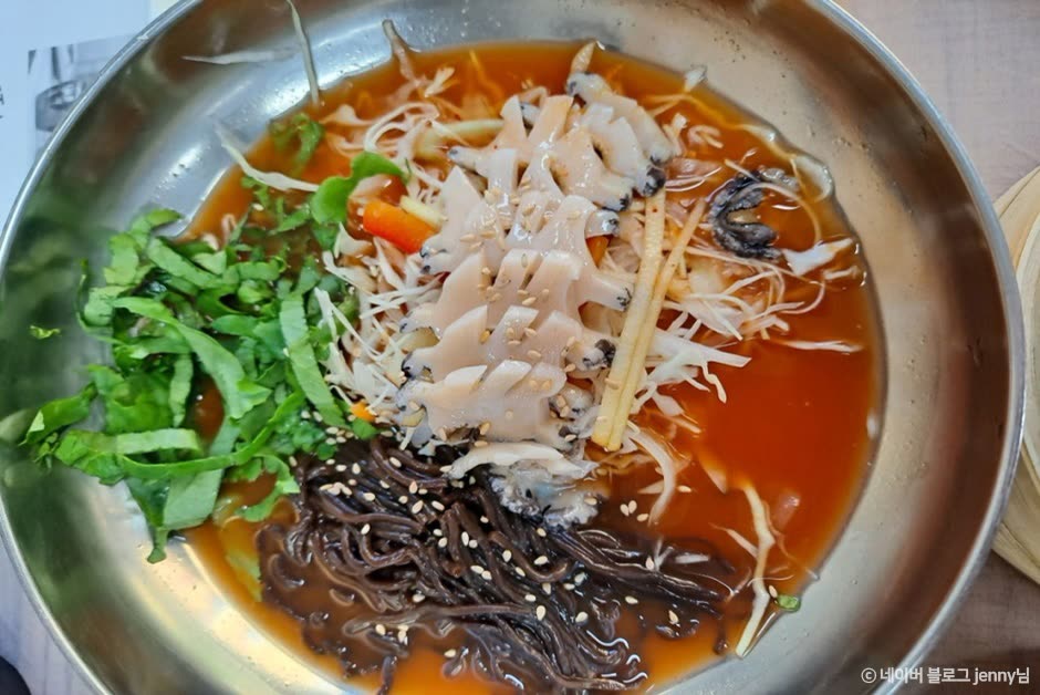 Myeongpum Jeonbokgung — Hours, Closing Day and Reservations